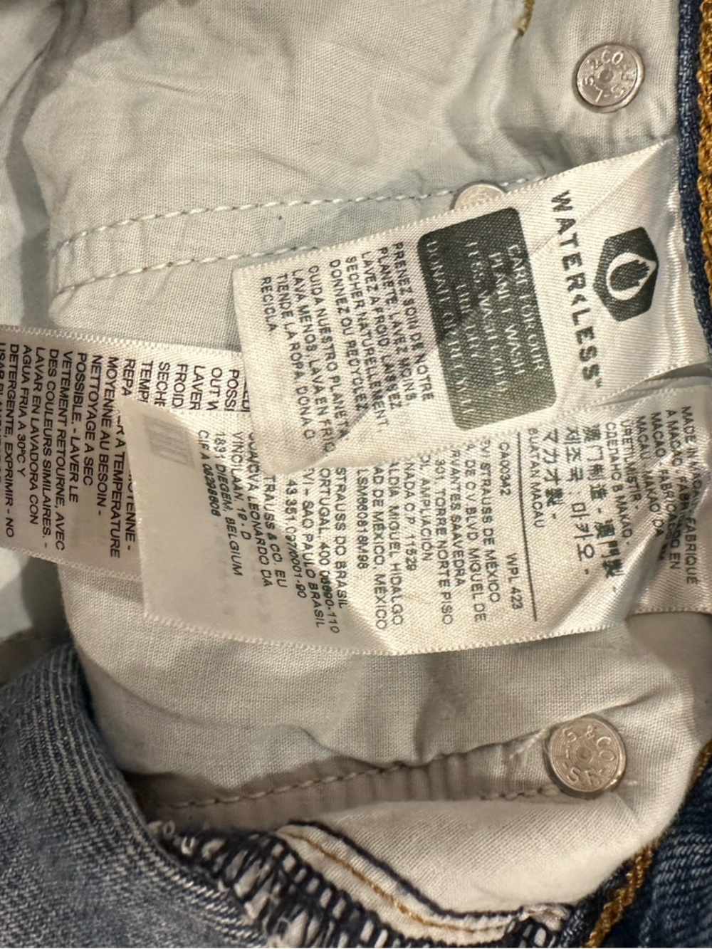 Levi’s Women’s Straight Ankle Jeans - Picture 7 of 7